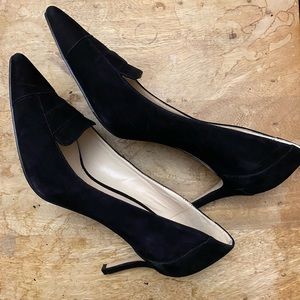 7.5 Black Velvet Heels Nine West